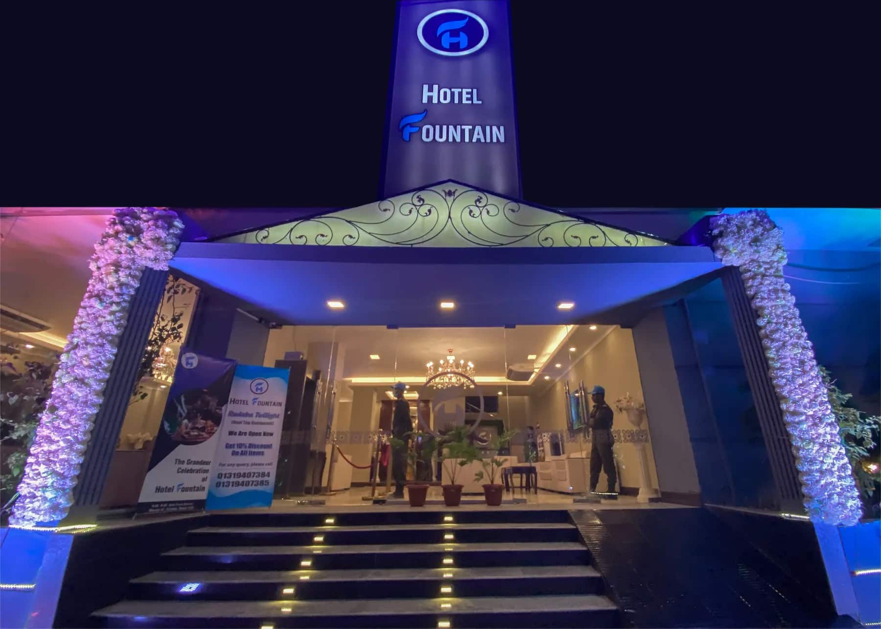 Hotel Fountain front view